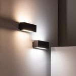 Wandleuchte Oberflächenhalterung Bulkhead LED Carinae Doppelseitige Beleuchtung 12W 480lm 830 IP54 | Warmweiß - Ersatz für 40W